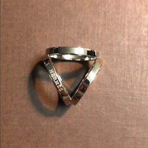 HERMÈS Trio scarf ring
